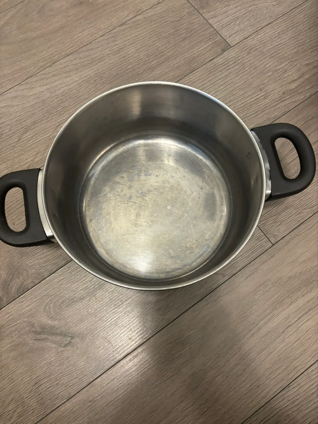 Stainless Steel Stock Pot with Lid thumbnail