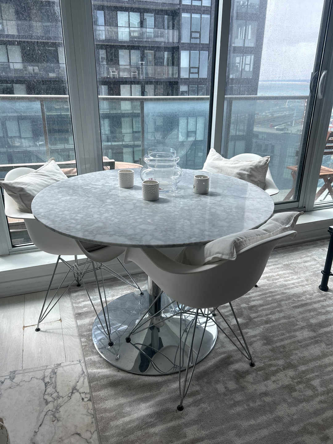 Set of 3 White Eames Style Dining Chairs - photo 2