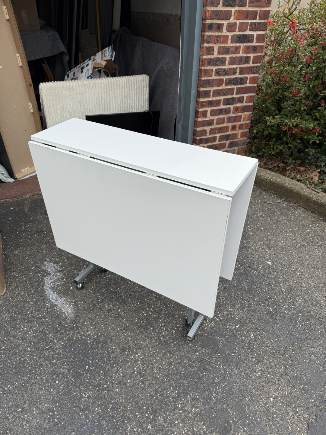 White Folding Table with Wheels - photo 3