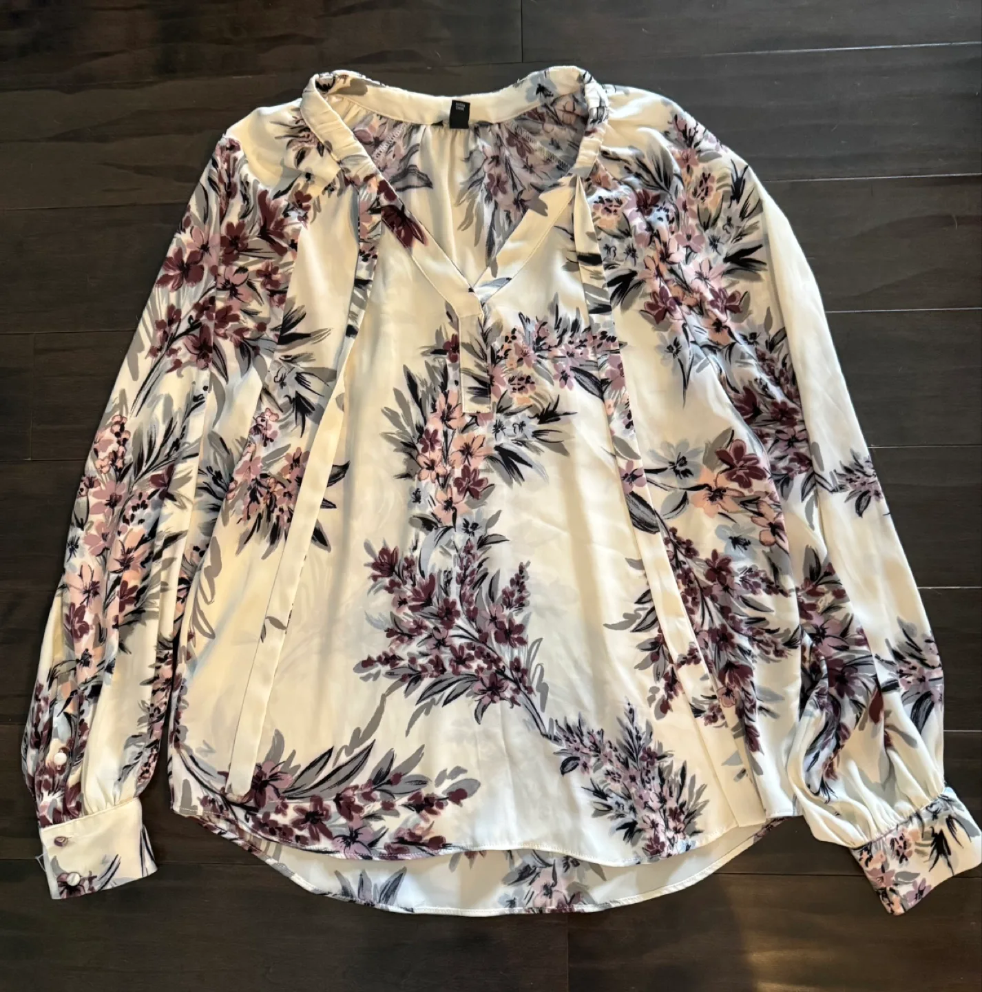 Women's Floral Blouse thumbnail
