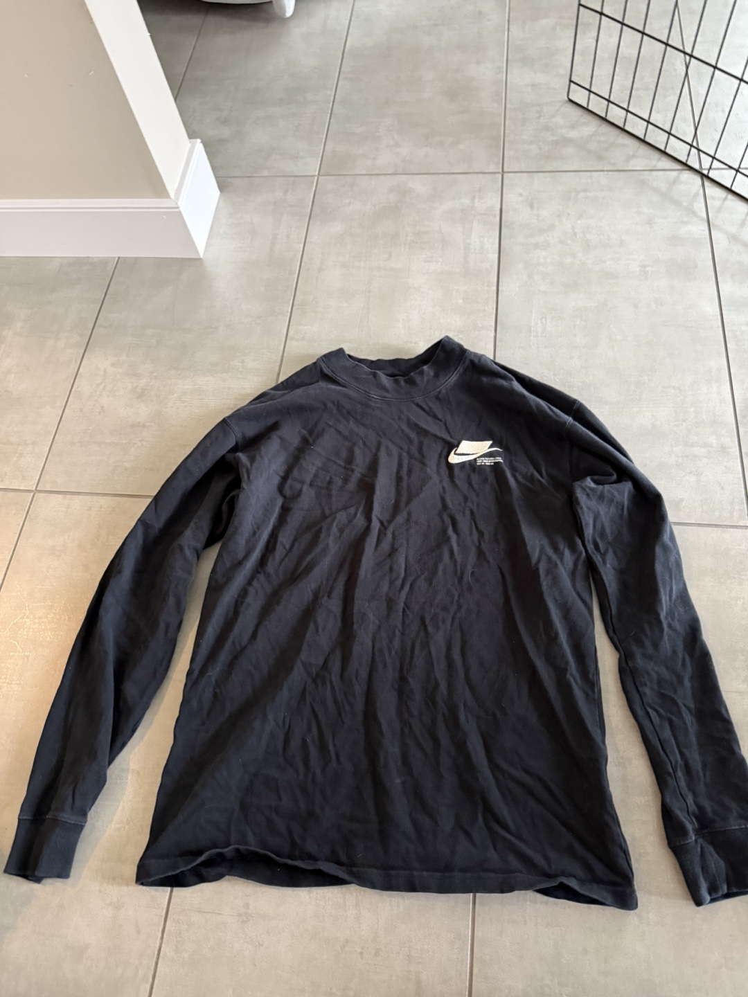 Nike Black Long Sleeve T-Shirt Size Small