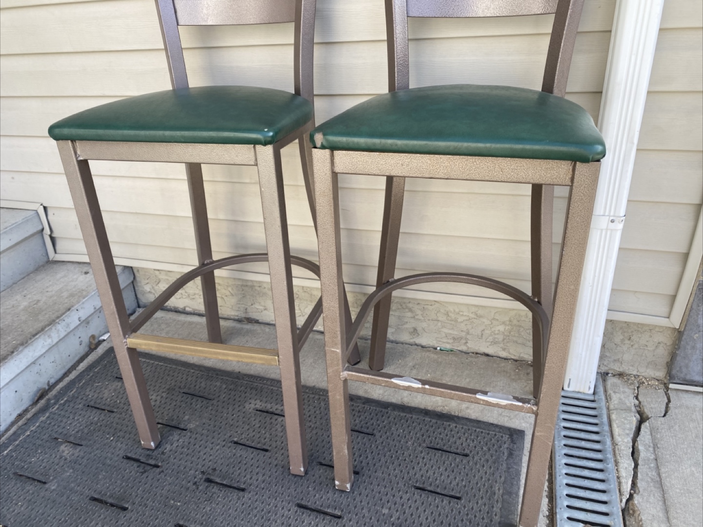 Pair of Green Bar Stools - photo 2