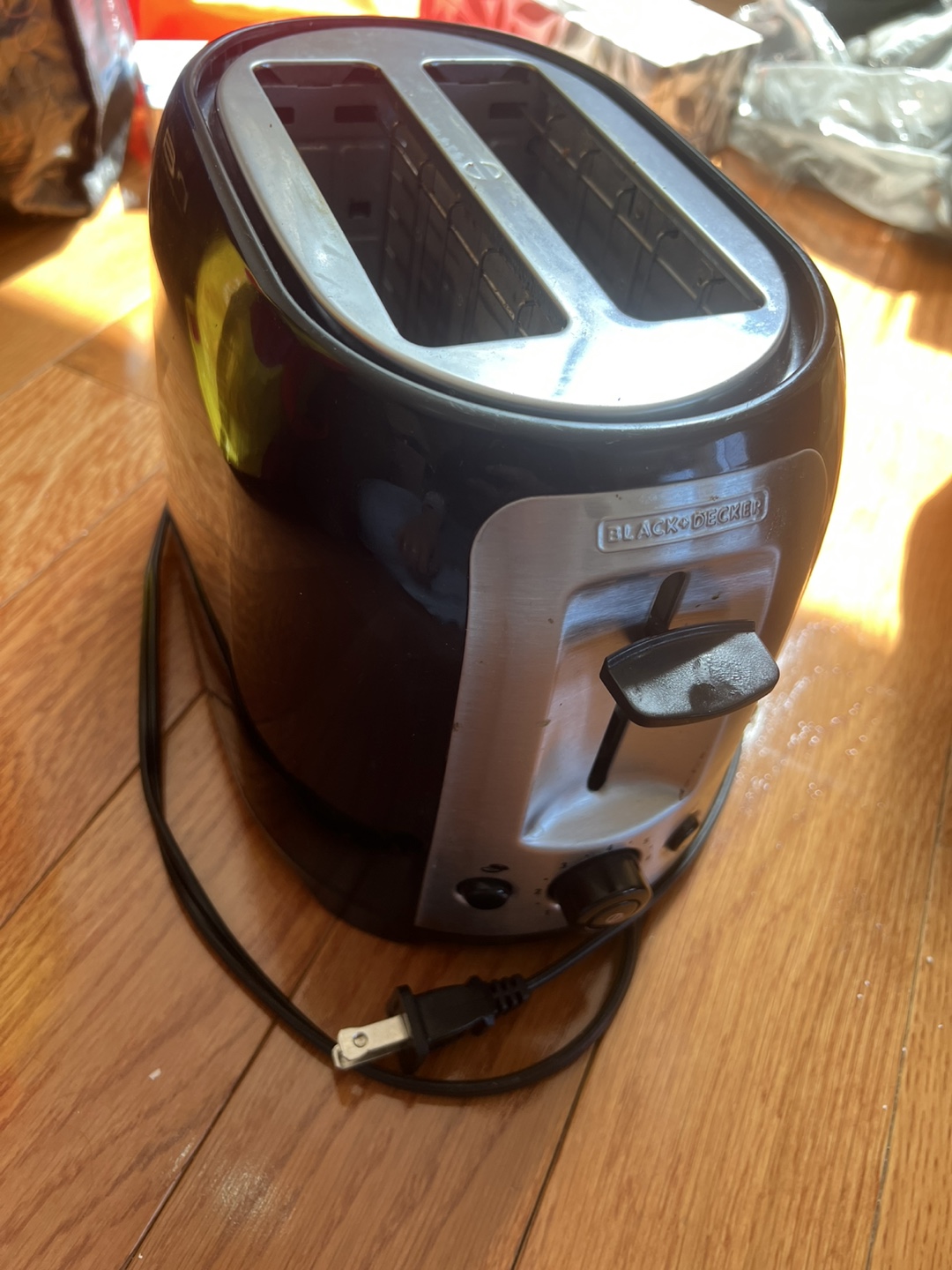 Black & Decker 2-Slice Toaster - photo 2