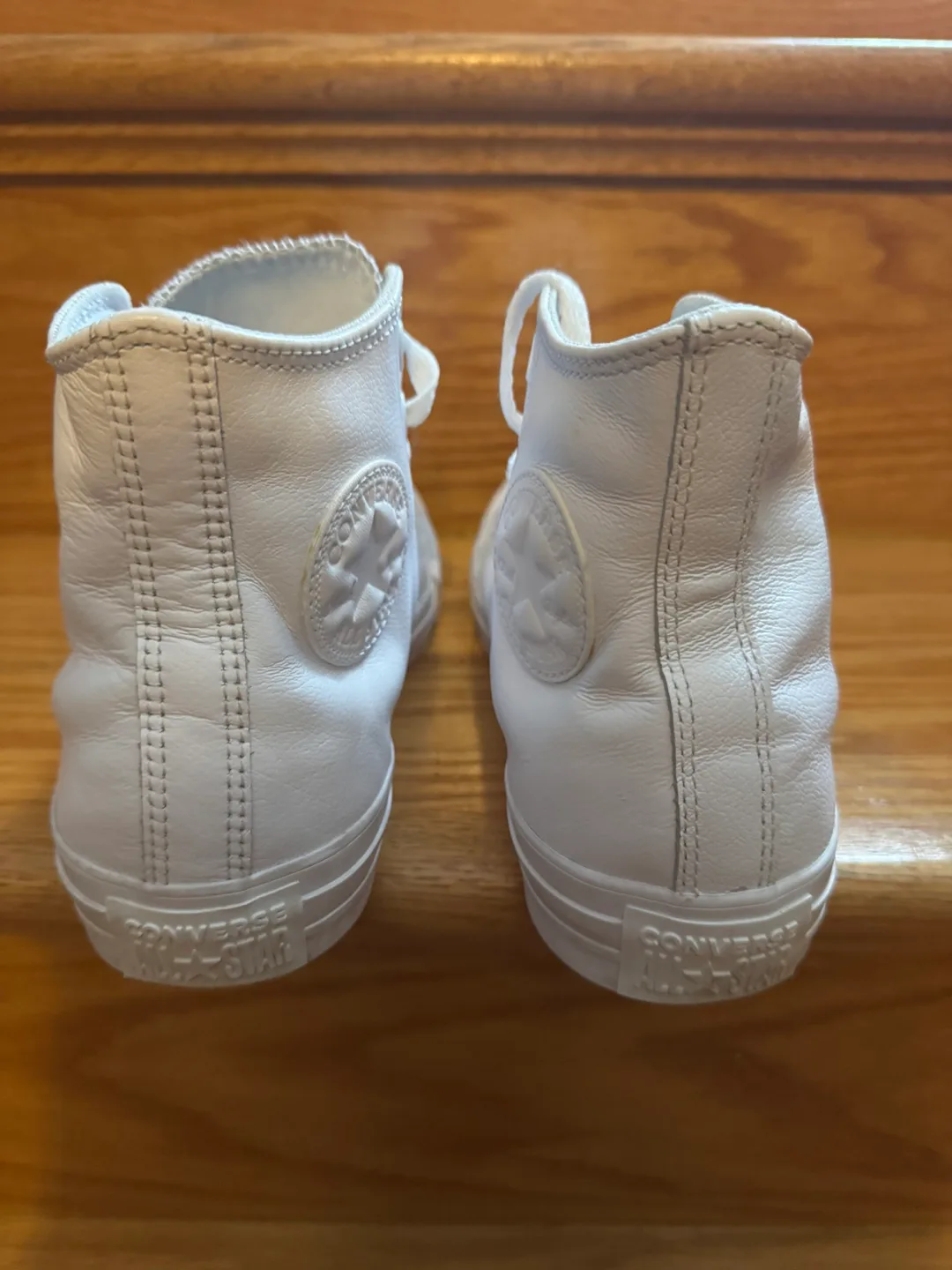 Converse Leather High Top Sneakers image indicator(4)