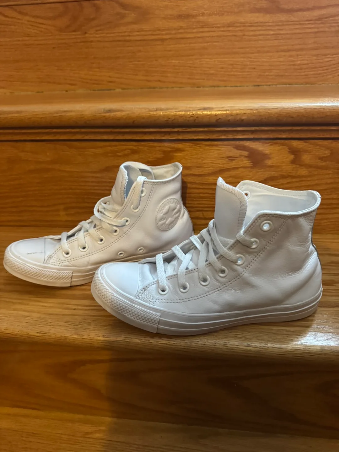 Converse Leather High Top Sneakers image indicator(2)