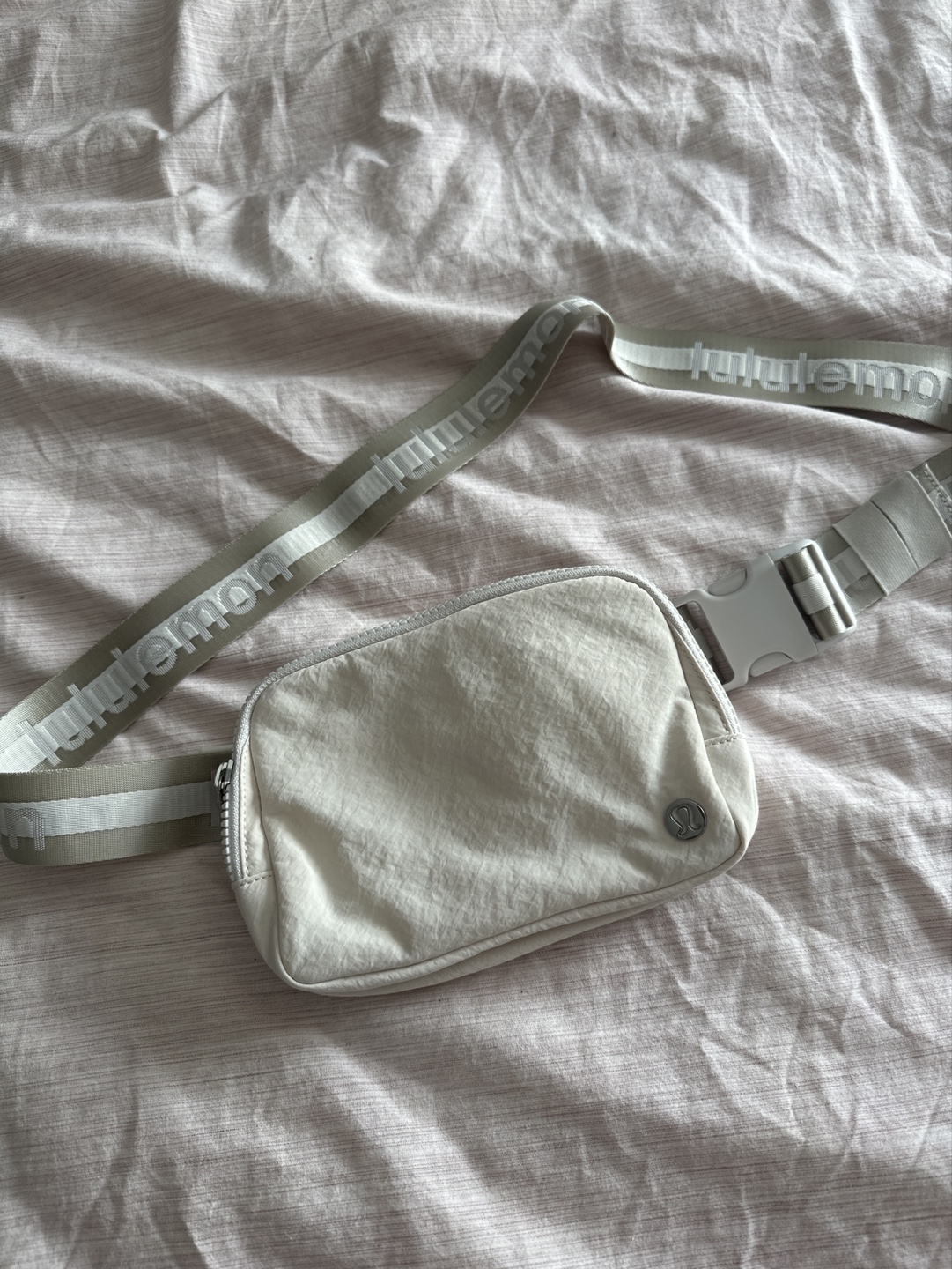 Lululemon Belt Bag - Light Beige