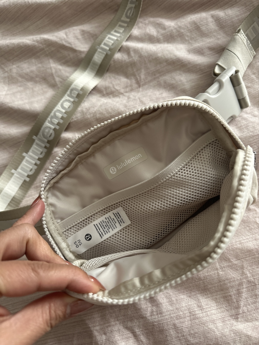 Lululemon Belt Bag - Light Beige - photo 2