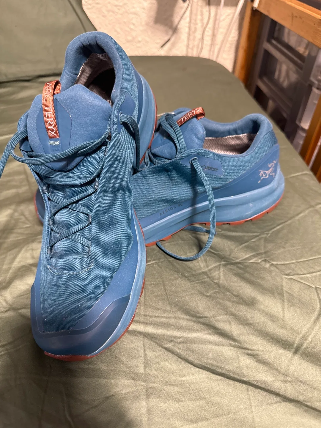 Arc'teryx Konseal FL Approach Shoes - Men's Size 10 image indicator(2)