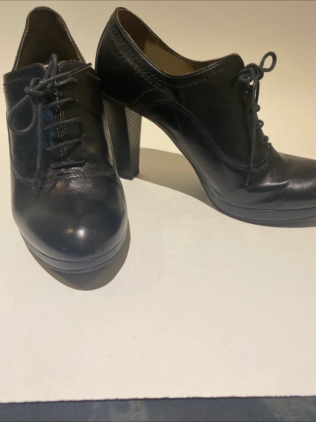 Nero Giardini Black Leather Lace-Up Heels image indicator(2)