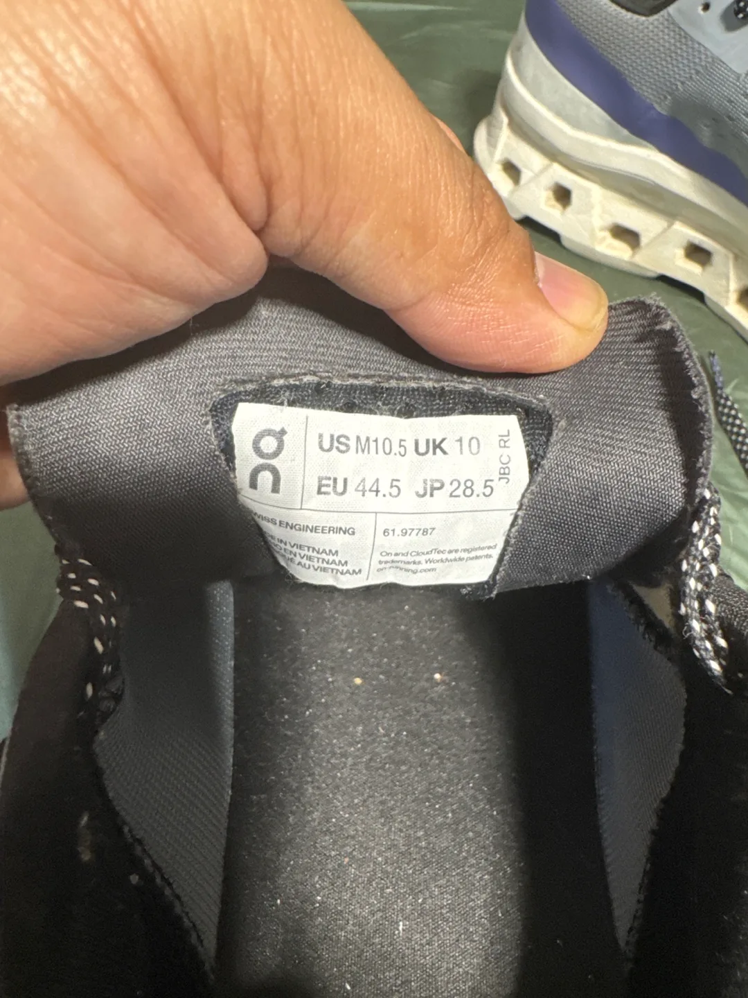 On Cloudrunner Running Shoes - Men's Size 10.5 image indicator(3)