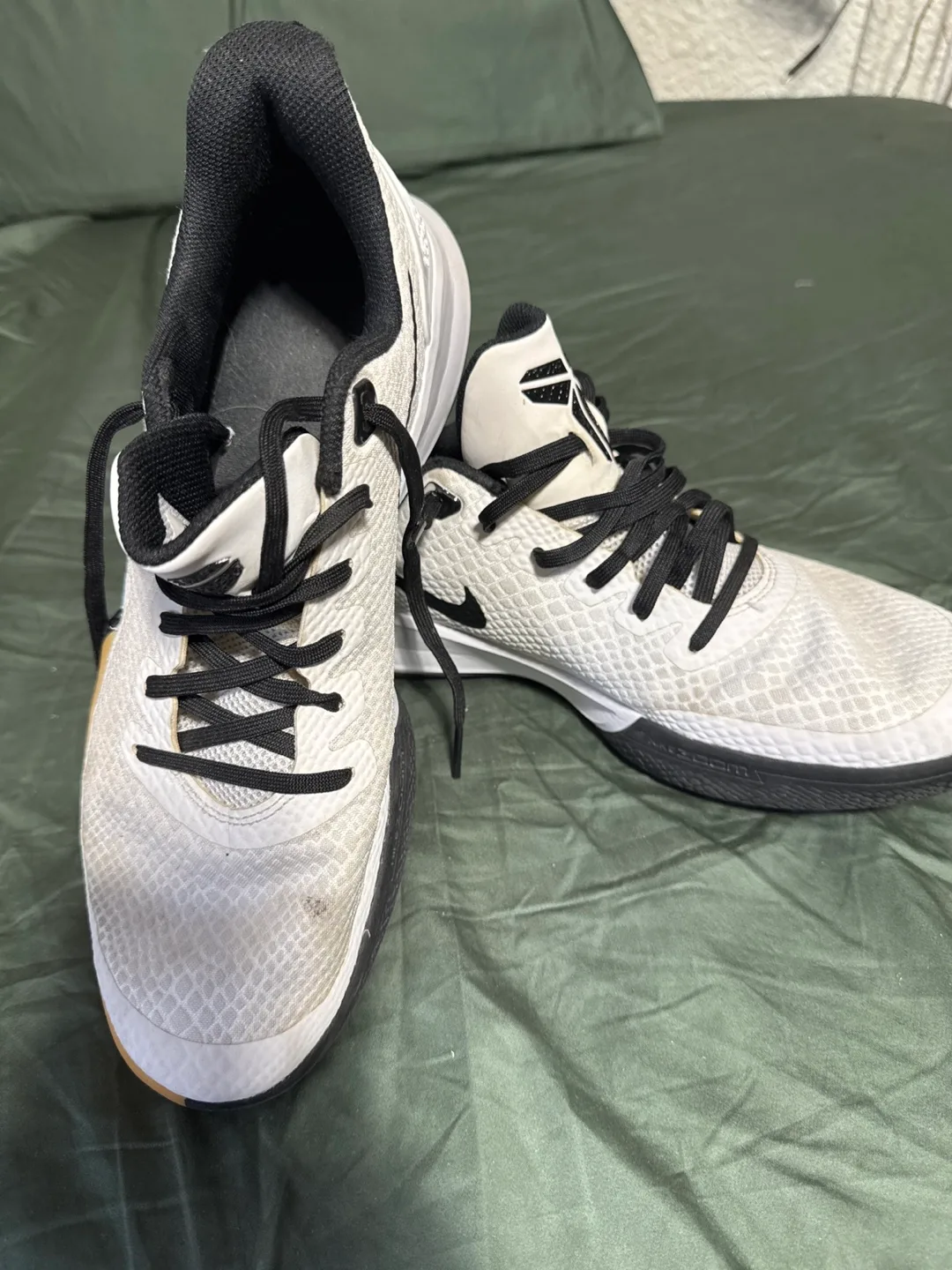 Nike Kobe A.D. Men's Basketball Shoes - Size US 10 image indicator(2)