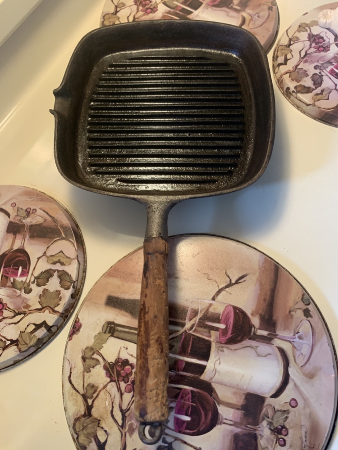 VINTAGE CAST IRON GRILL PAN