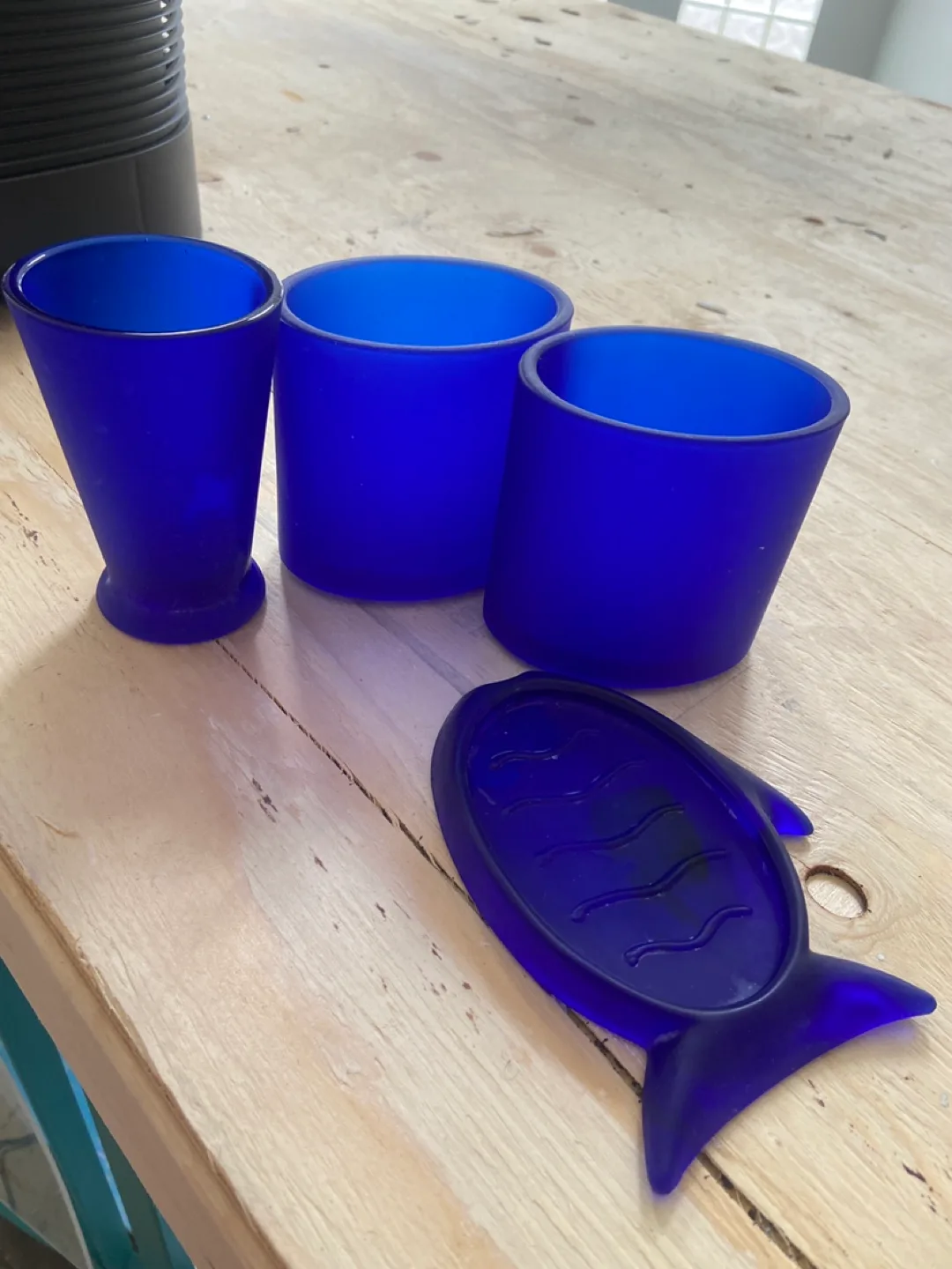 Cobalt blue bathroom set thumbnail