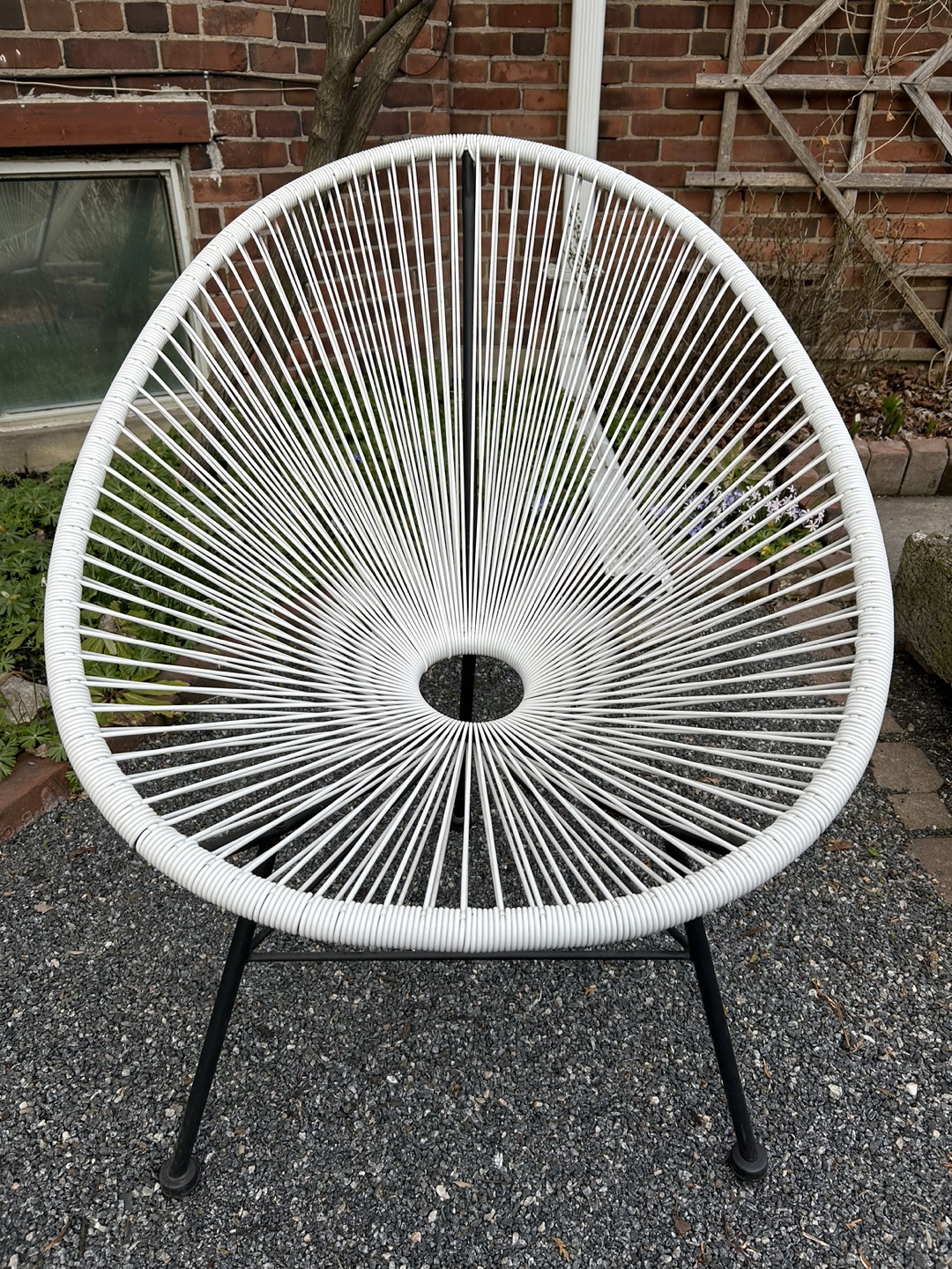 White Acapulco patio chair
