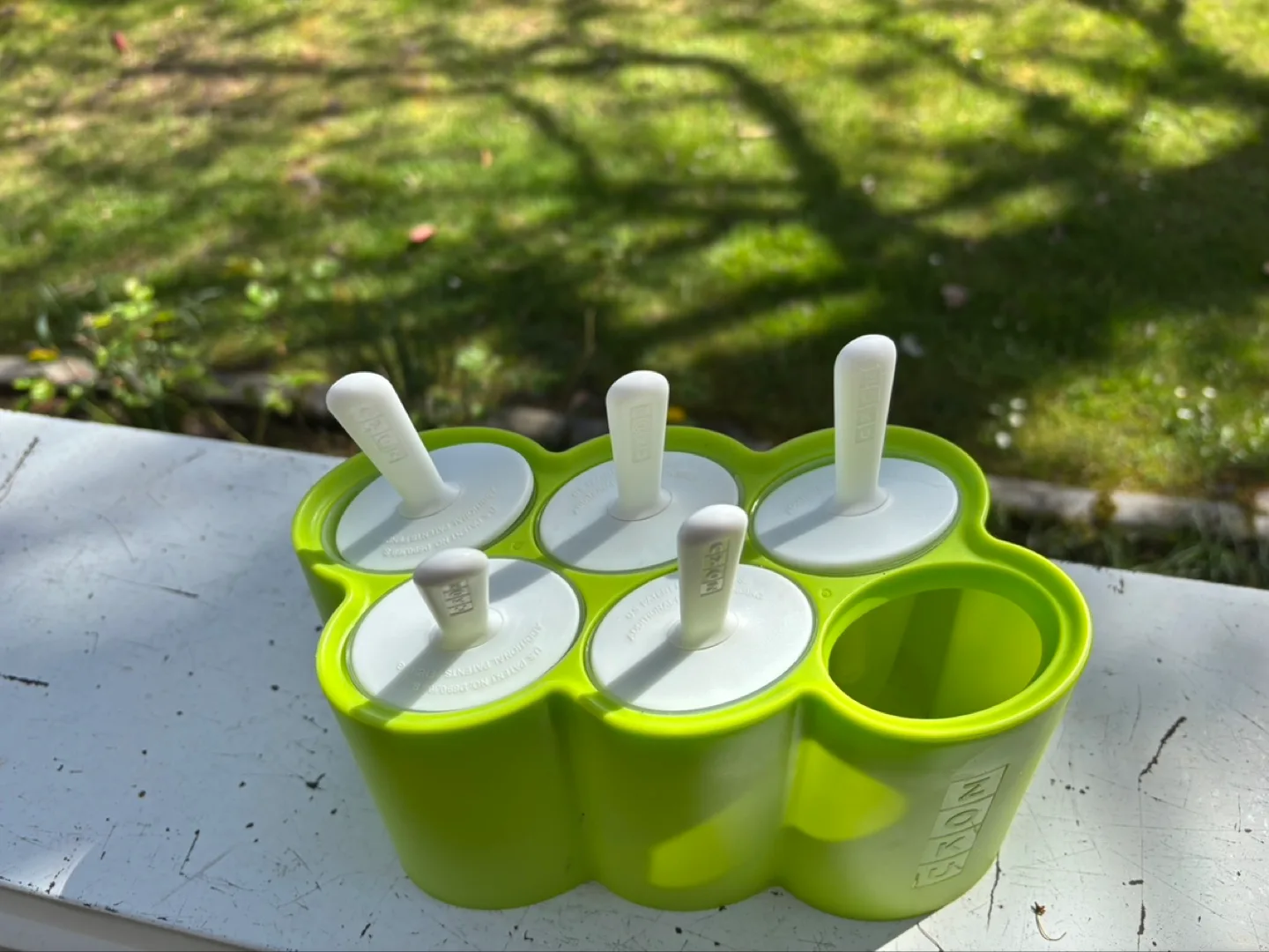 Zoku Quick Pop Maker - 6 Popsicle Moulds image indicator(2)