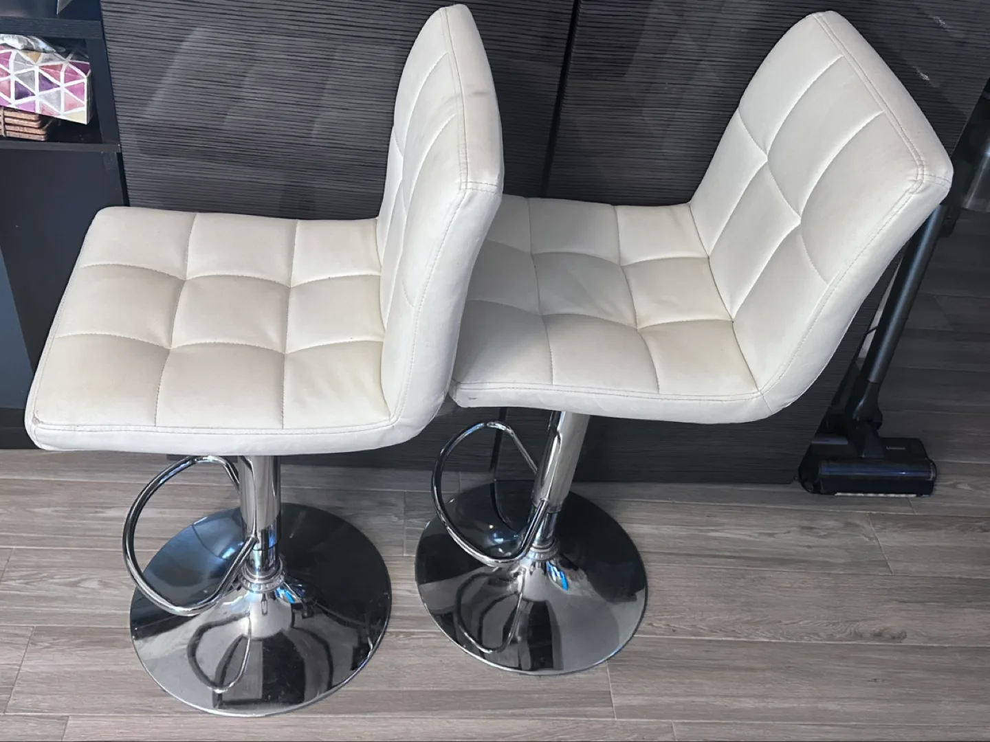 Pair of White Leather Bar Stools image indicator(3)