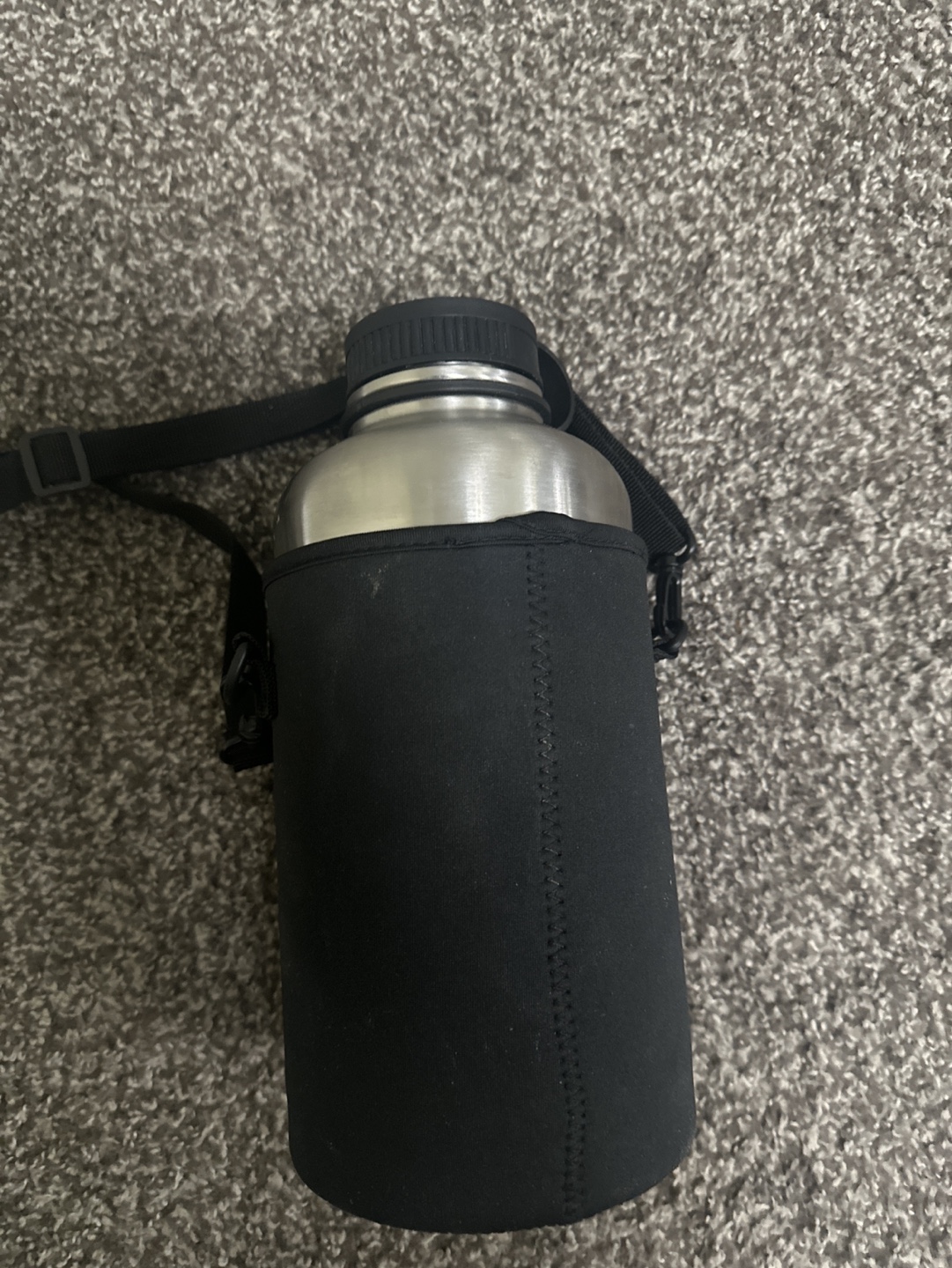 Large capacity Stainless Steel Water Bottle with cover