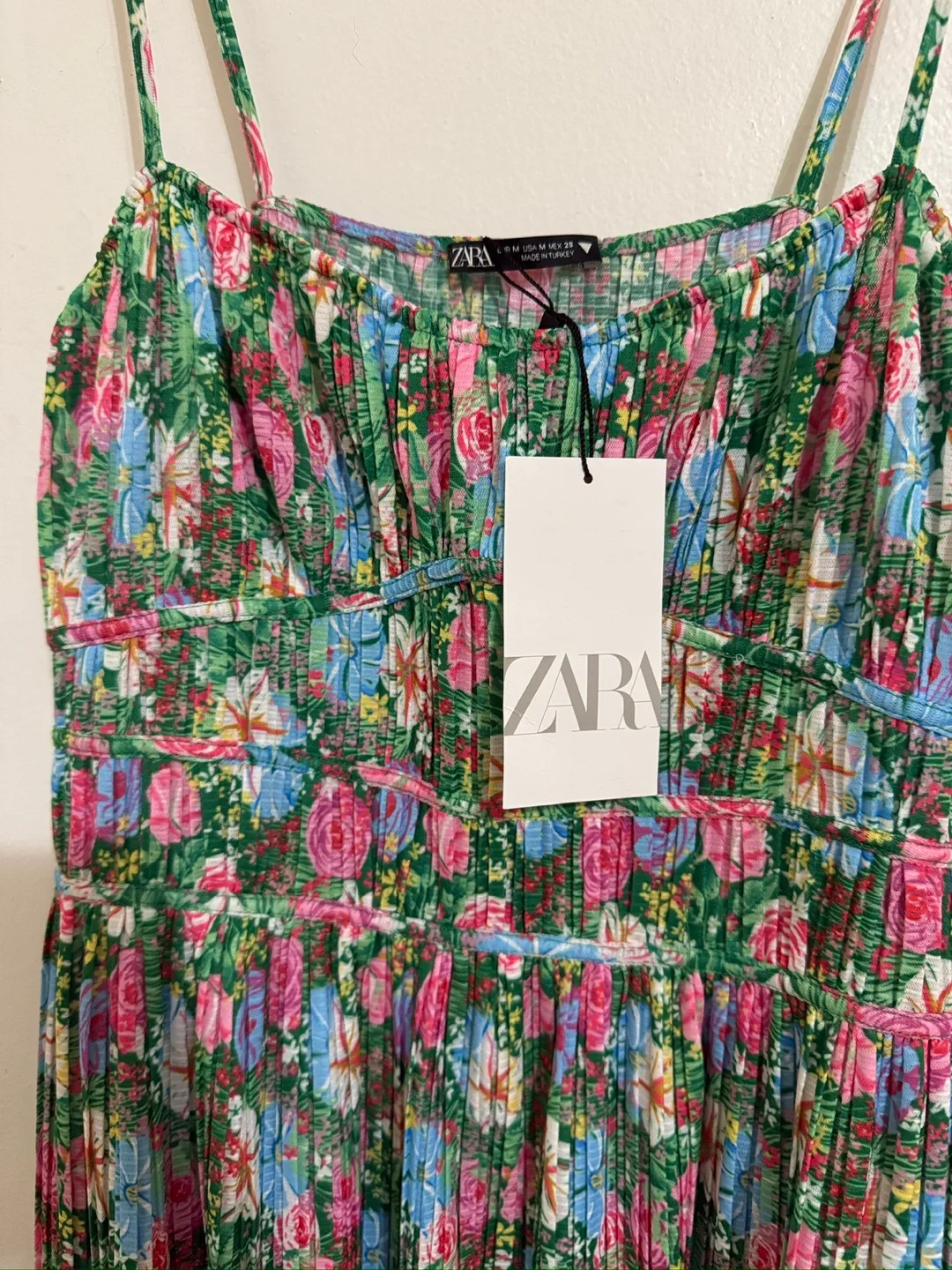 Zara Flora Dress with Pleats, Size M image indicator(3)