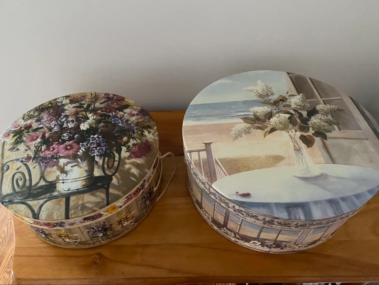 Two Decorative Round Hat Boxes image indicator(2)