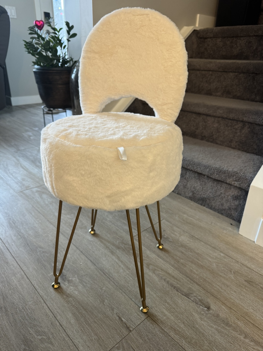 Fluffy Vanity Stool with Storage