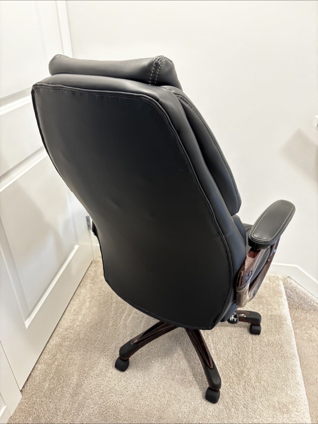 Executive Office Chair - Black Leather - photo 2