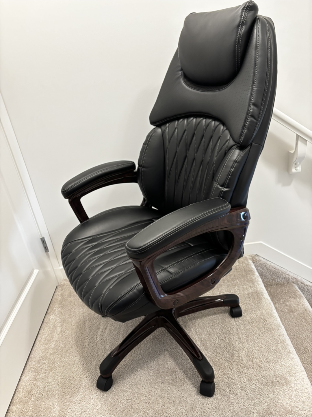 Executive Office Chair - Black Leather - photo 3