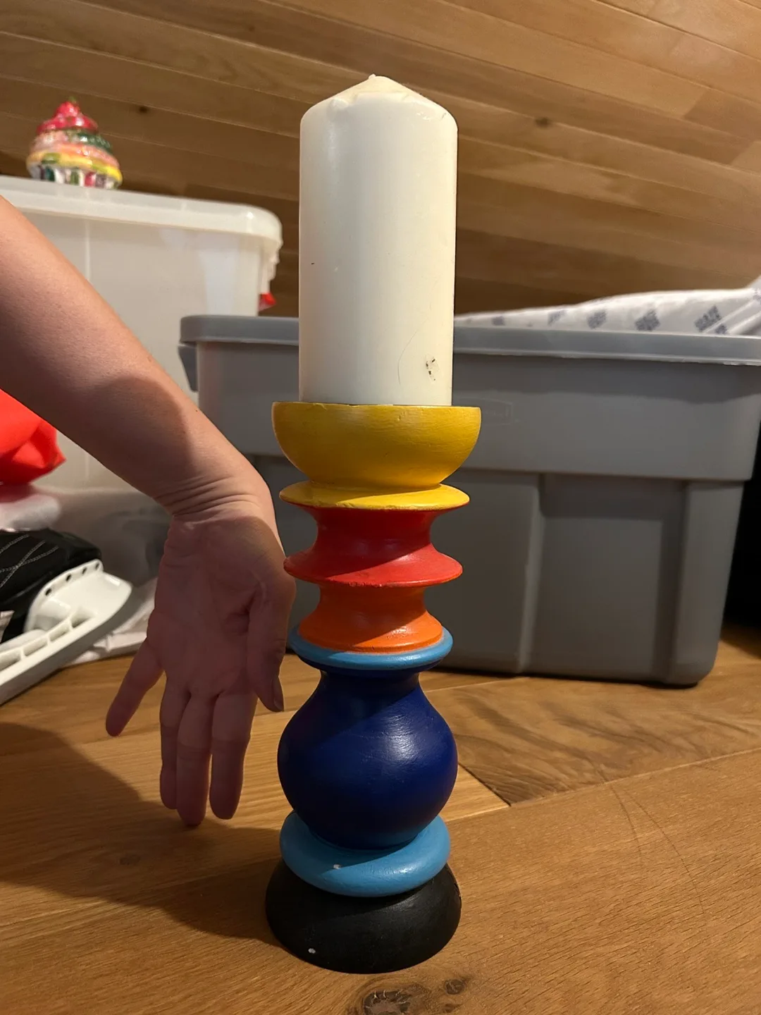 Colorful Wooden Candle Holder image indicator(3)