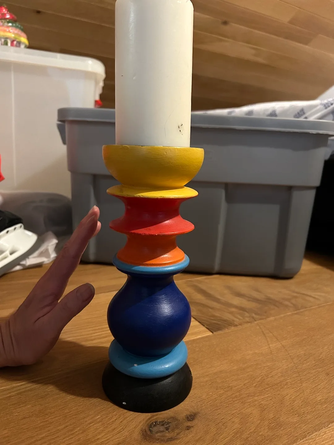 Colorful Wooden Candle Holder image indicator(2)