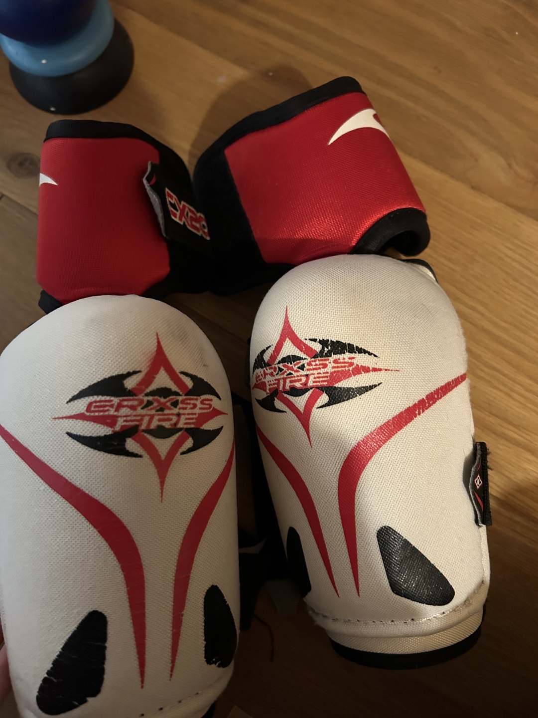 Youth VIC CX20 Elbow Pads for Skating (Used Only Once)