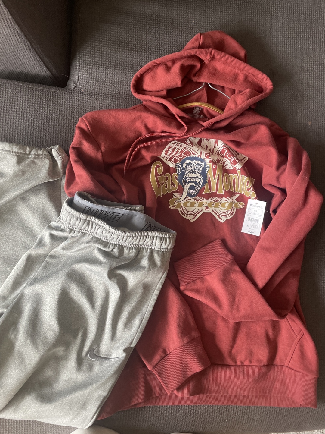 Gas Monkey Garage Hoodie & Nike Joggers - photo 3