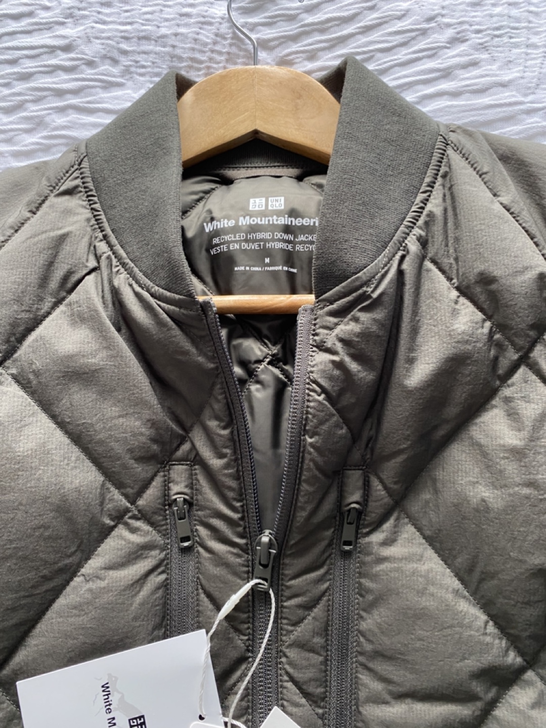 Uniqlo Hybrid Down Jacket - Olive - Medium - photo 3