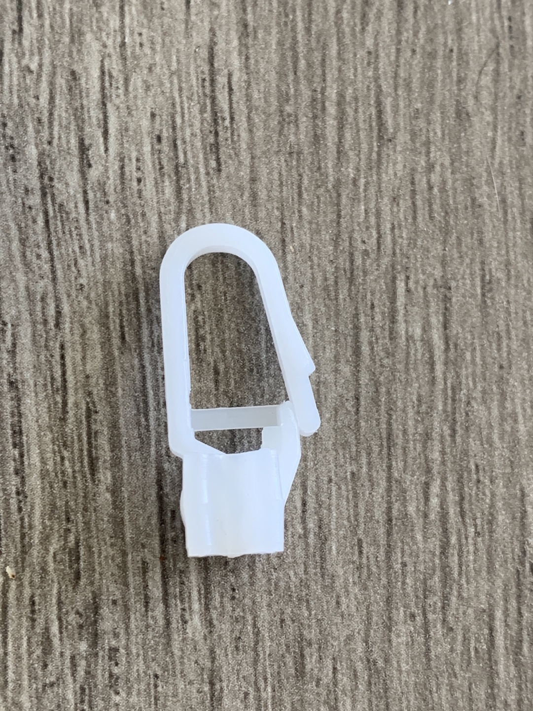 Lot of 17 White Plastic Curtain Rail Hooks/Clips - photo 3