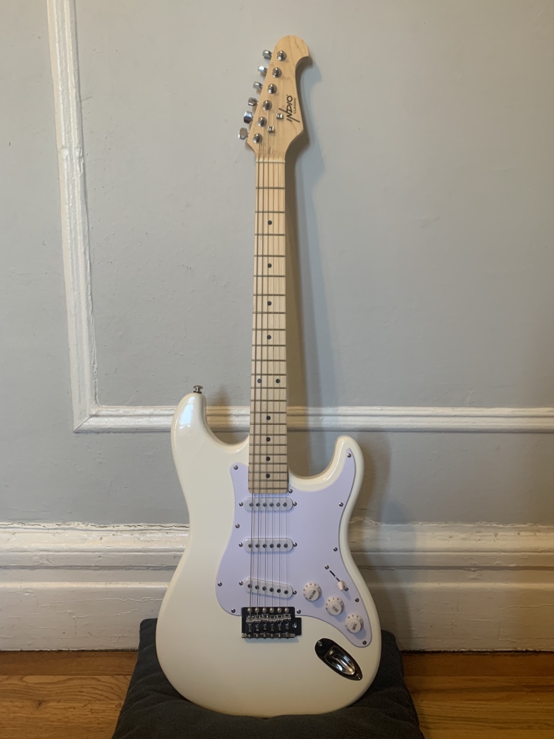 Indio Electric Guitar - photo 2
