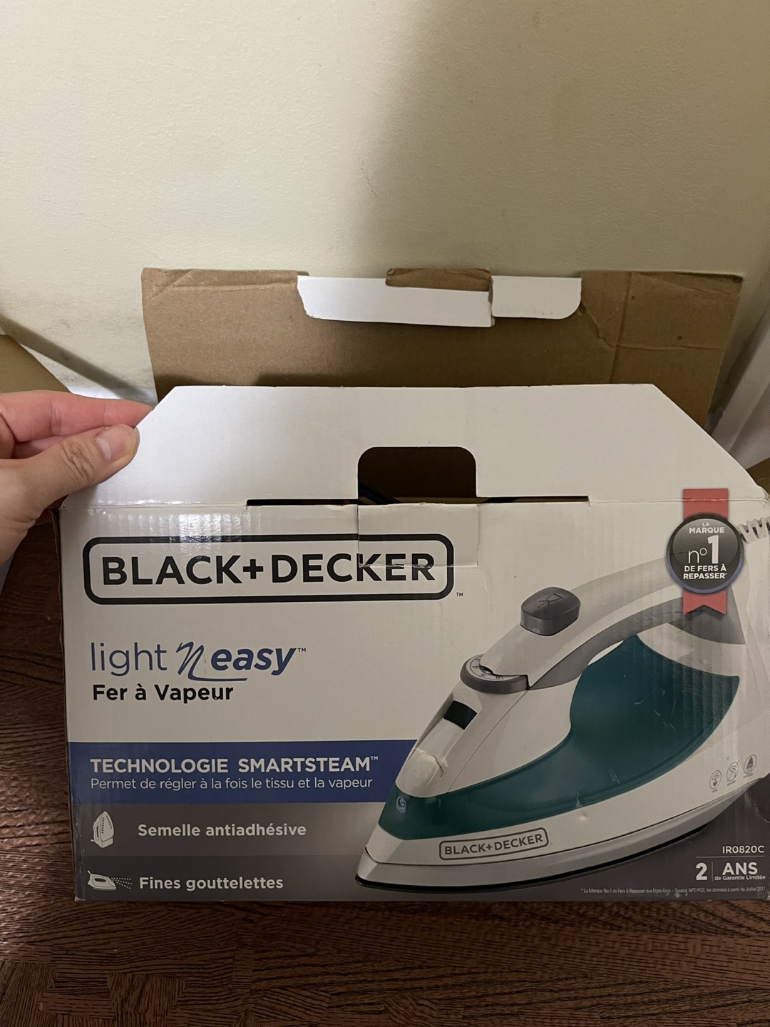 Black+Decker Light N'easy Steam Iron -  in Box