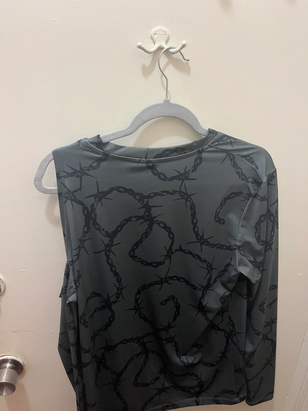 Unique Barbed Wire Print Long Sleeve Shirt image indicator(2)