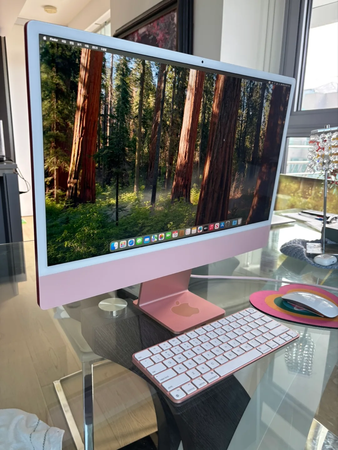 iMac M1 24-inch 2021 with Keyboard and Mouse image indicator(4)