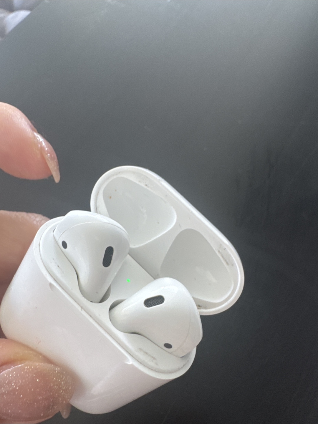 AirPods A1523 – $25 near Burquitlam - photo 2