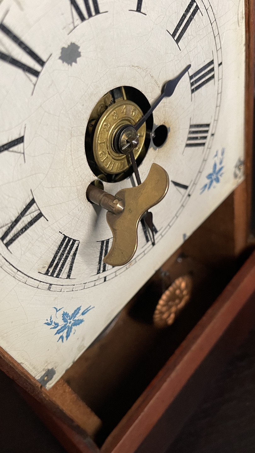 Gorgeous Antique Wooden Shelf Clock - photo 2