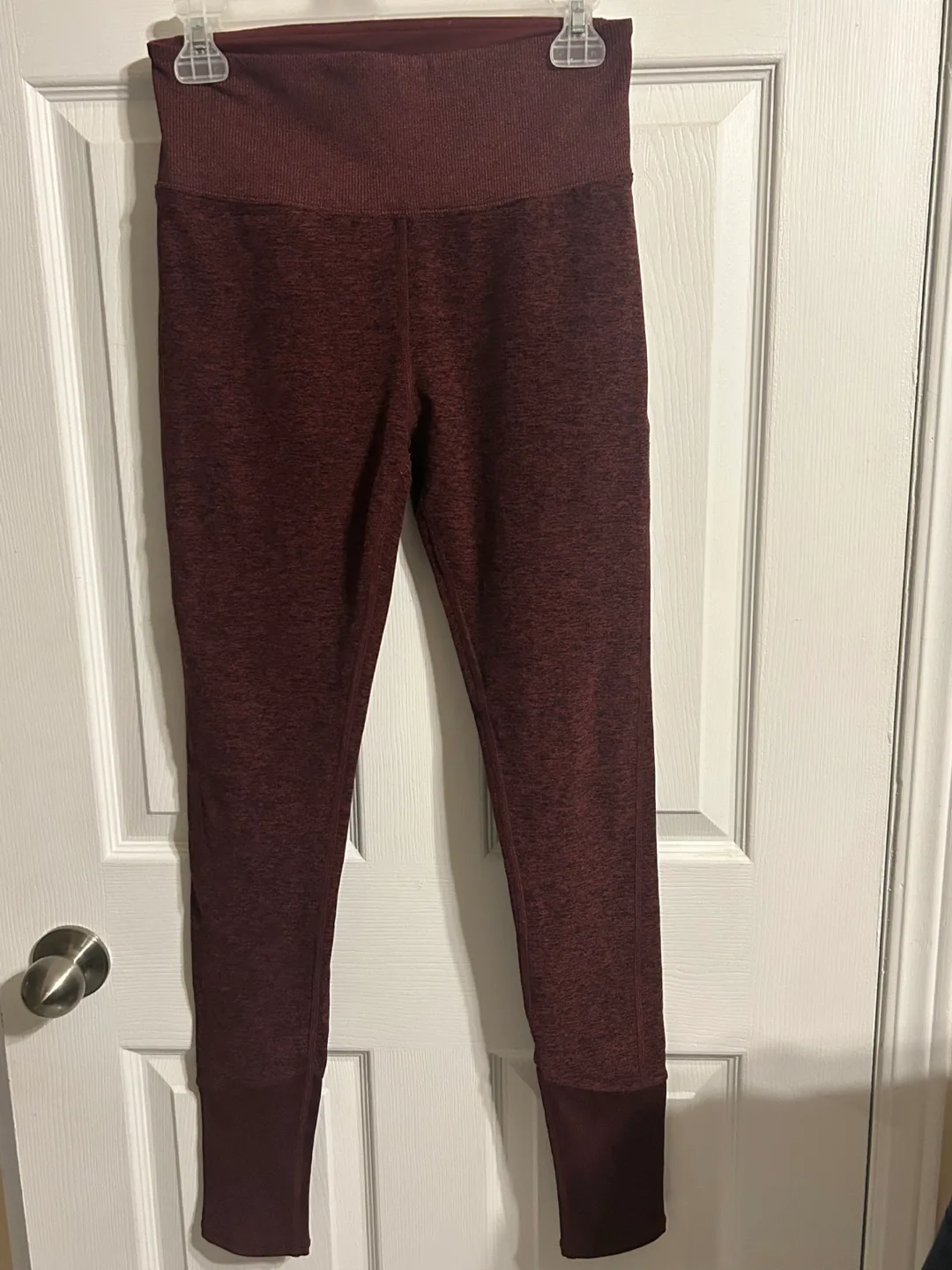 Alo Yoga High-Waisted Leggings - Burgundy image indicator(5)