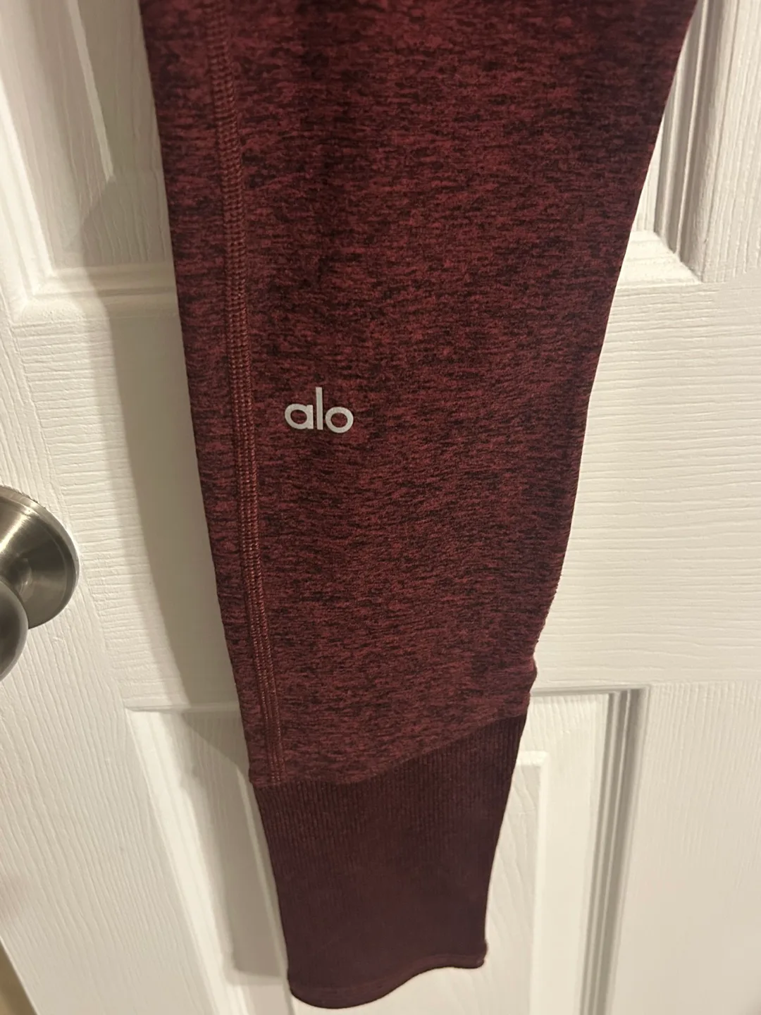 Alo Yoga High-Waisted Leggings - Burgundy image indicator(2)