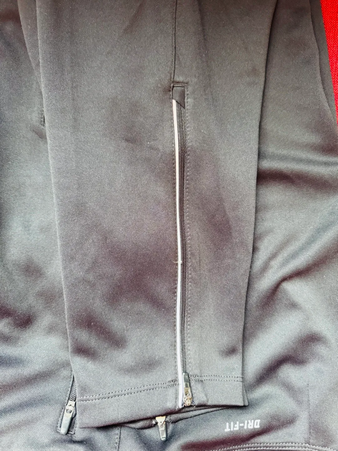 NEW Nike Men's Dri-FIT Running Jogger image indicator(3)