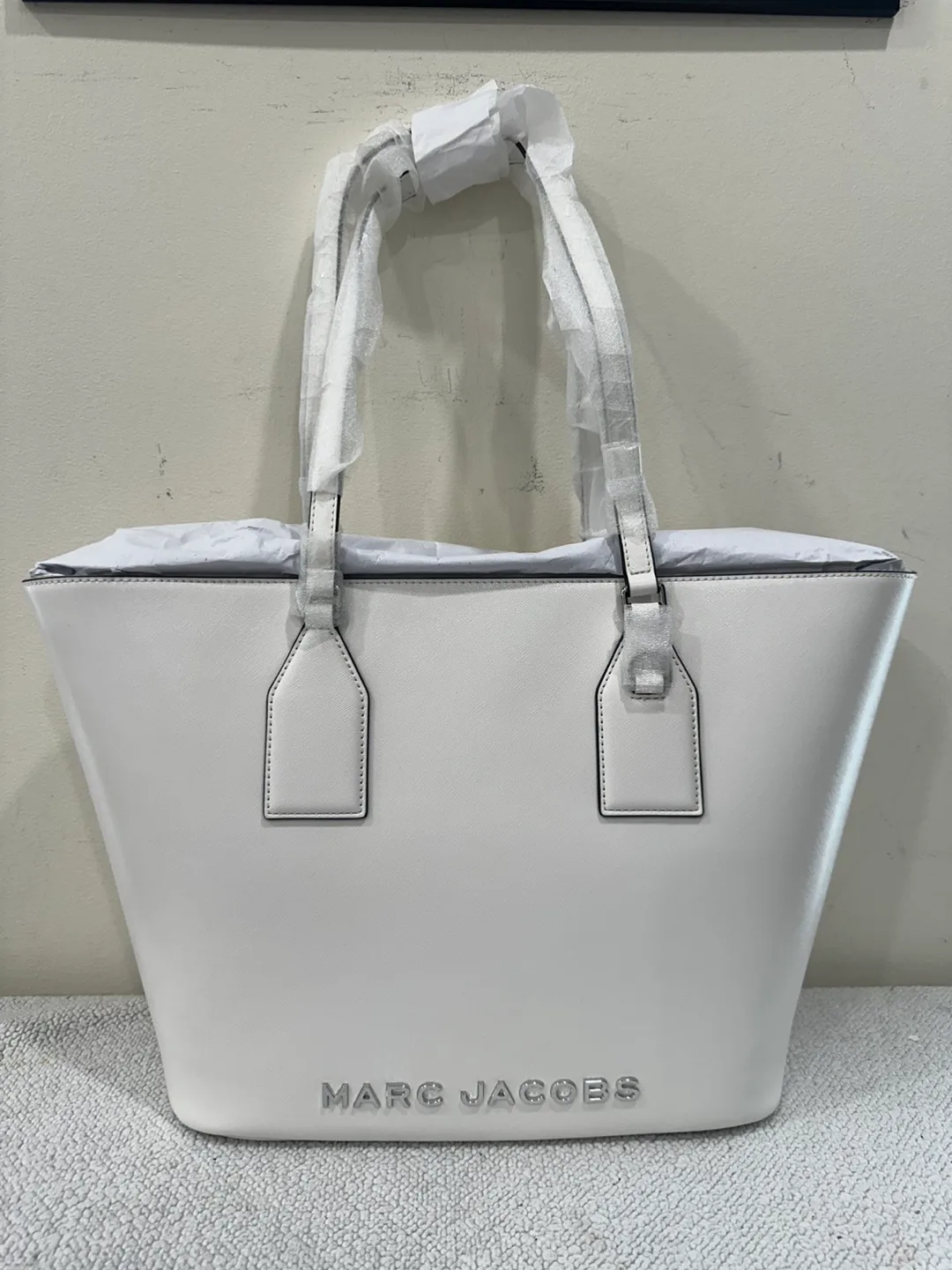Brand New Marc Jacobs White Leather Tote Bag thumbnail