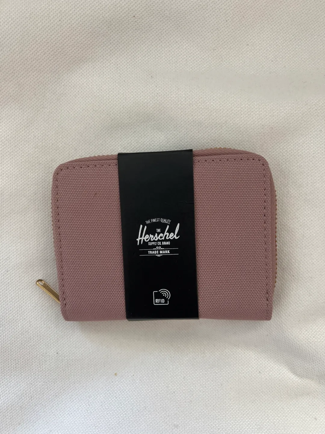 Herschel Wallet Trifold Dusty Rose thumbnail
