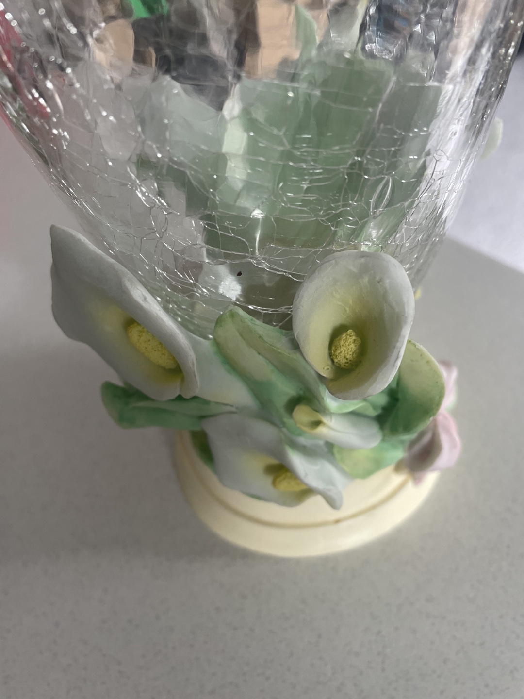 Crackled Glass Vase with Calla Lily Base - photo 4
