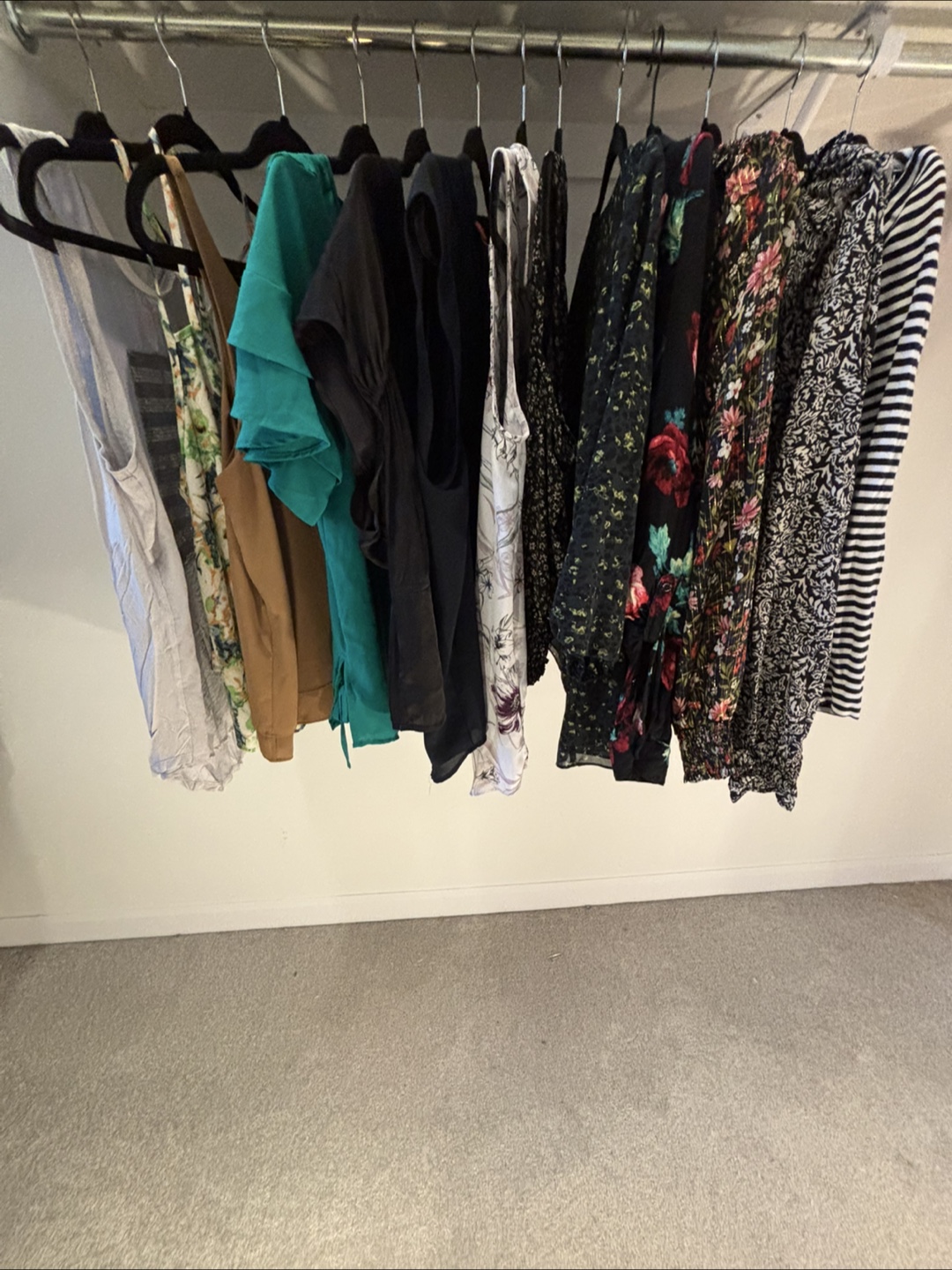 Women's Tops Bundle size M/L