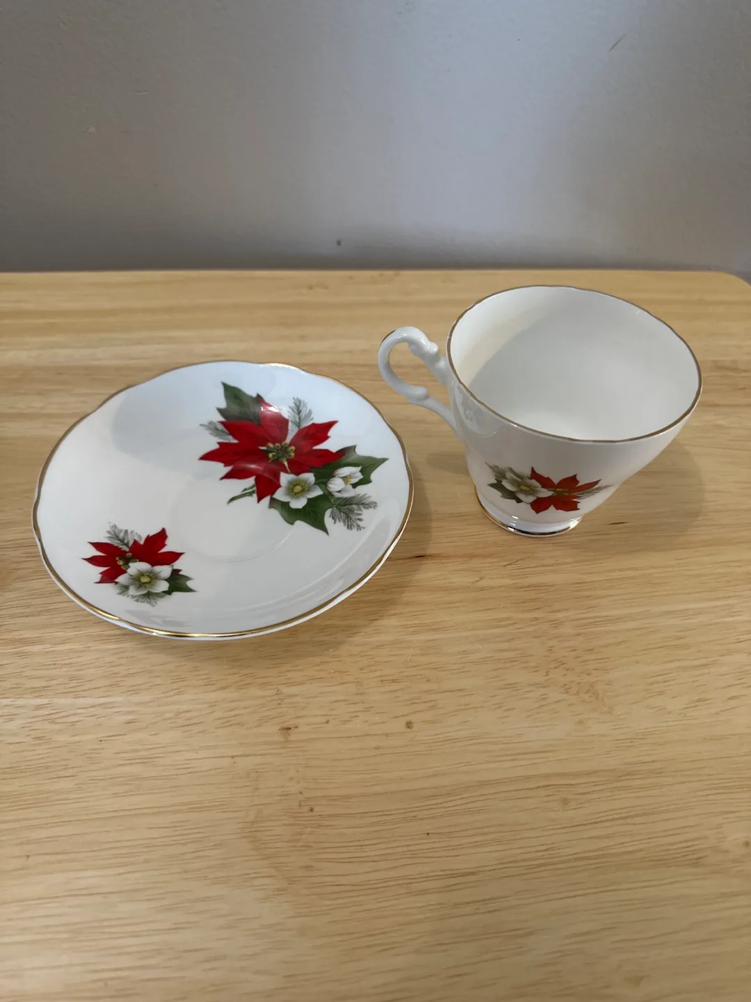 Vintage English Fine Bone China Teacup and Saucer Set thumbnail