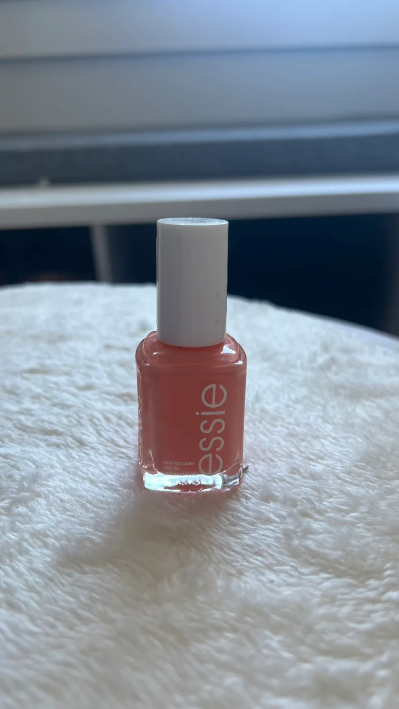 Essie Nail Polish thumbnail