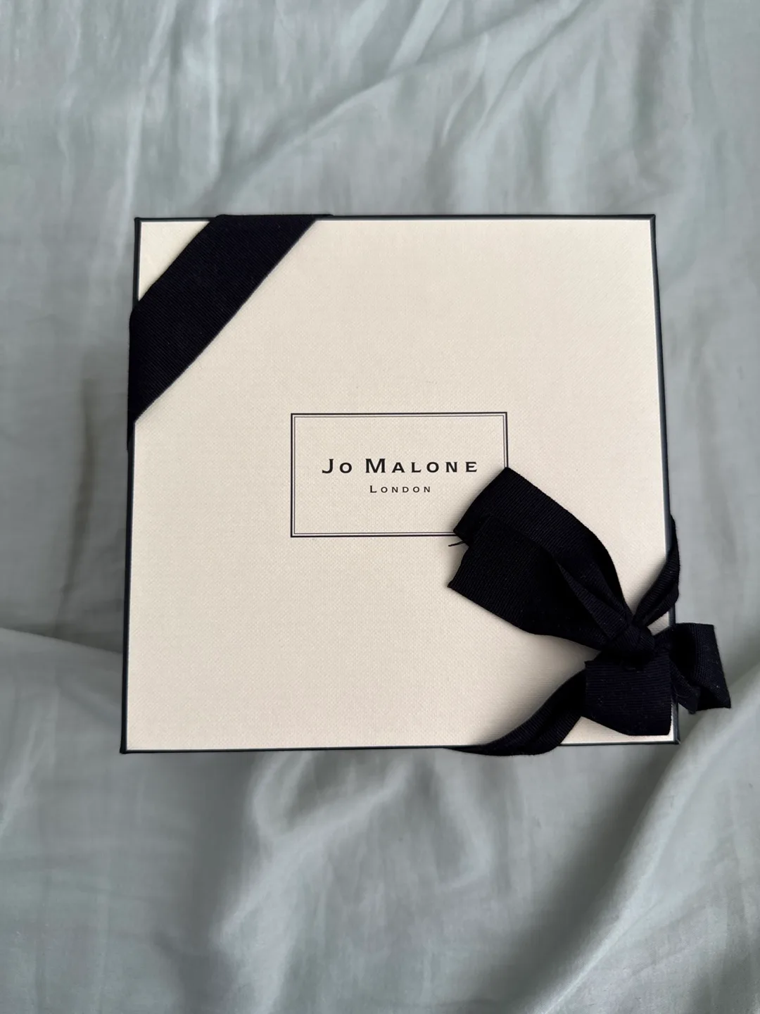 Jo Malone London Gift Set - Lime Basil & Mandarin Cologne image indicator(2)