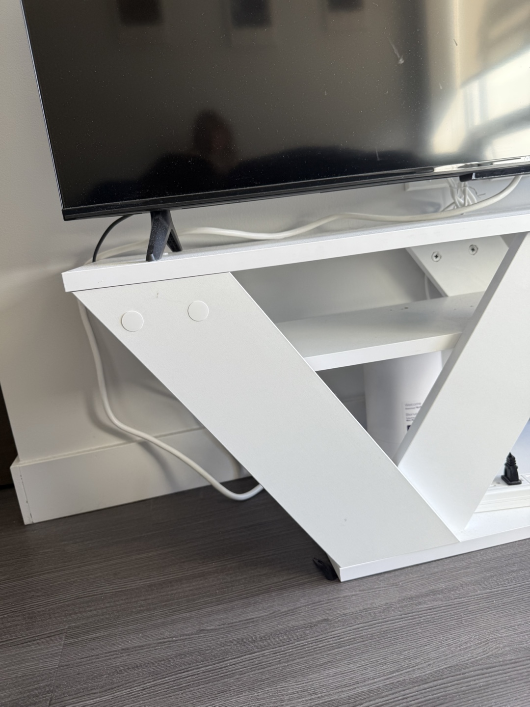 TV Stand - photo 2
