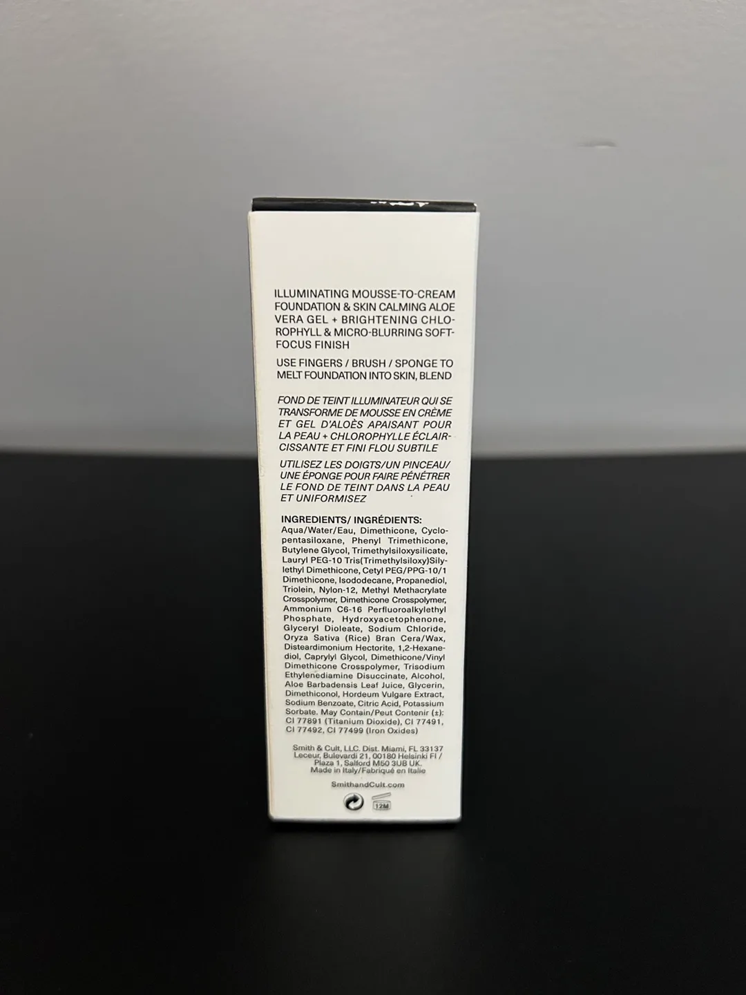 Smith & Cult Veiled Threat Weightless Micro-Blurring Foundation image indicator(4)